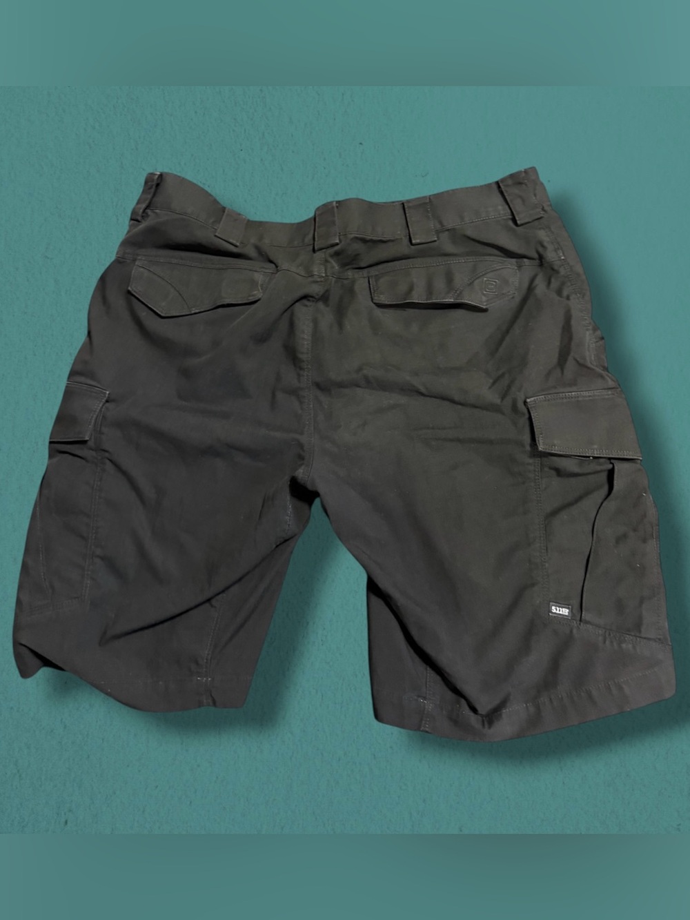 5.11 Tactical Black Cargo Shorts - Utility Pocket Design - Picture 2 of 3